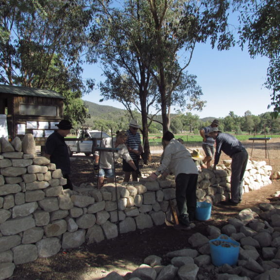 1-An-Intro-to-Dry-Stone-Walling